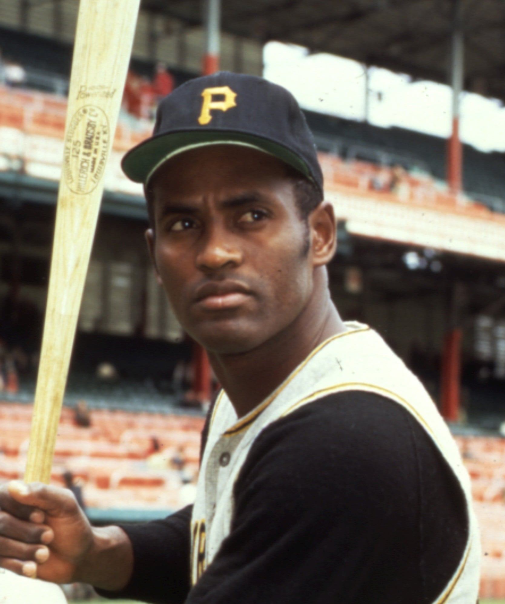 Roberto Clemente Records 3 000th Hit In Final Regular Season At Bat